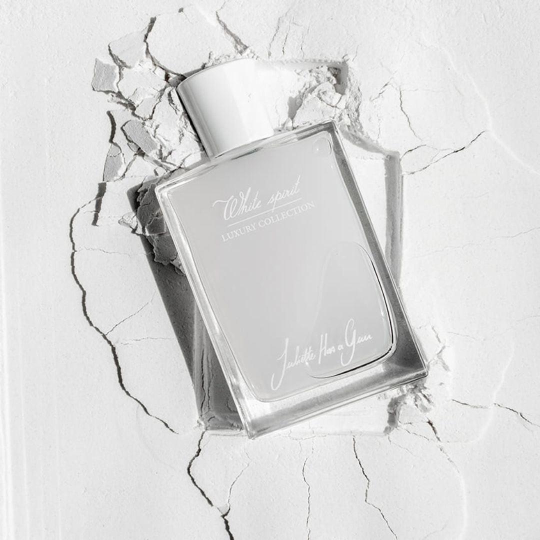 عطر وايت سبيريت أو دو بارفان